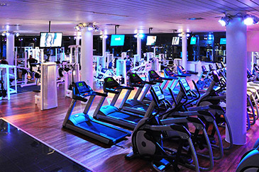 Fitnessstudio-Powerplay