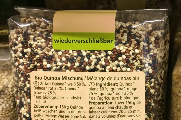 Bedrucktes Produktetikett und Wieder Verschlussetikett, auf einer Körnerverpackung
