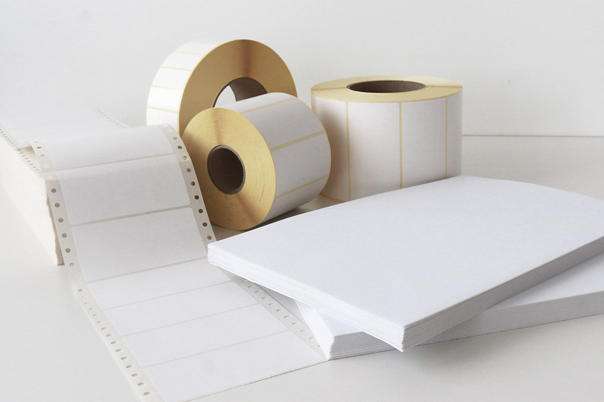 Blankoetiketten: Collage aus HERMA Blattetiketten, Rollenetiketten und Falzetiketten, Startseite Online-Shop