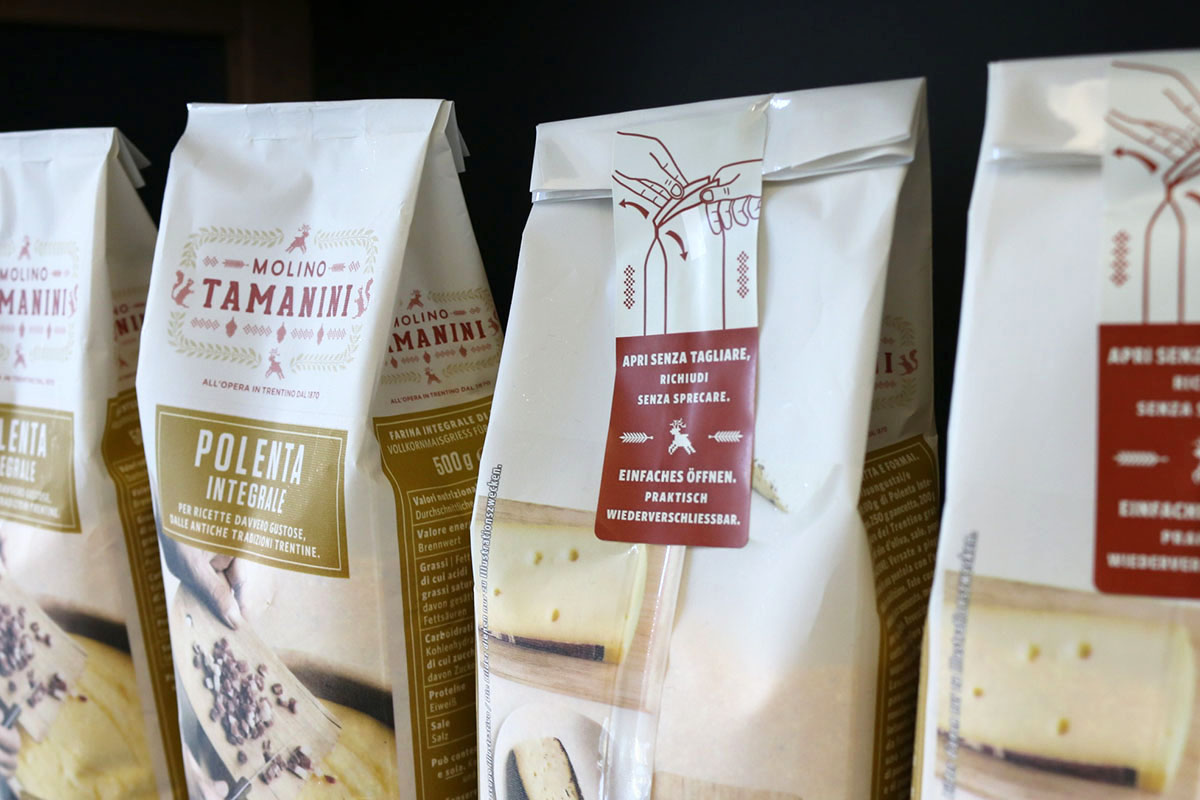 Verschluss-Etiketten: Bedrucktes Wieder Verschlussetiketten auf Polenta-Verpackung