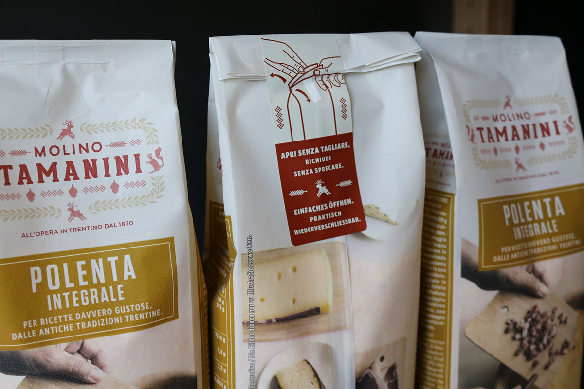 Verschluss-Etiketten: Bedrucktes Wieder Verschlussetiketten auf Polenta-Verpackung