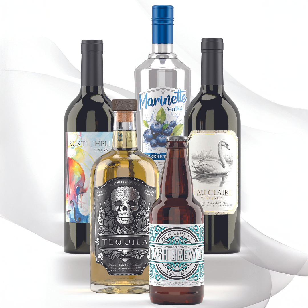 Eine Auswahl an Flaschen: Tequila, Wodka, Rotwein und ein Bier, präsentiert auf einem neutralen Hintergrund.