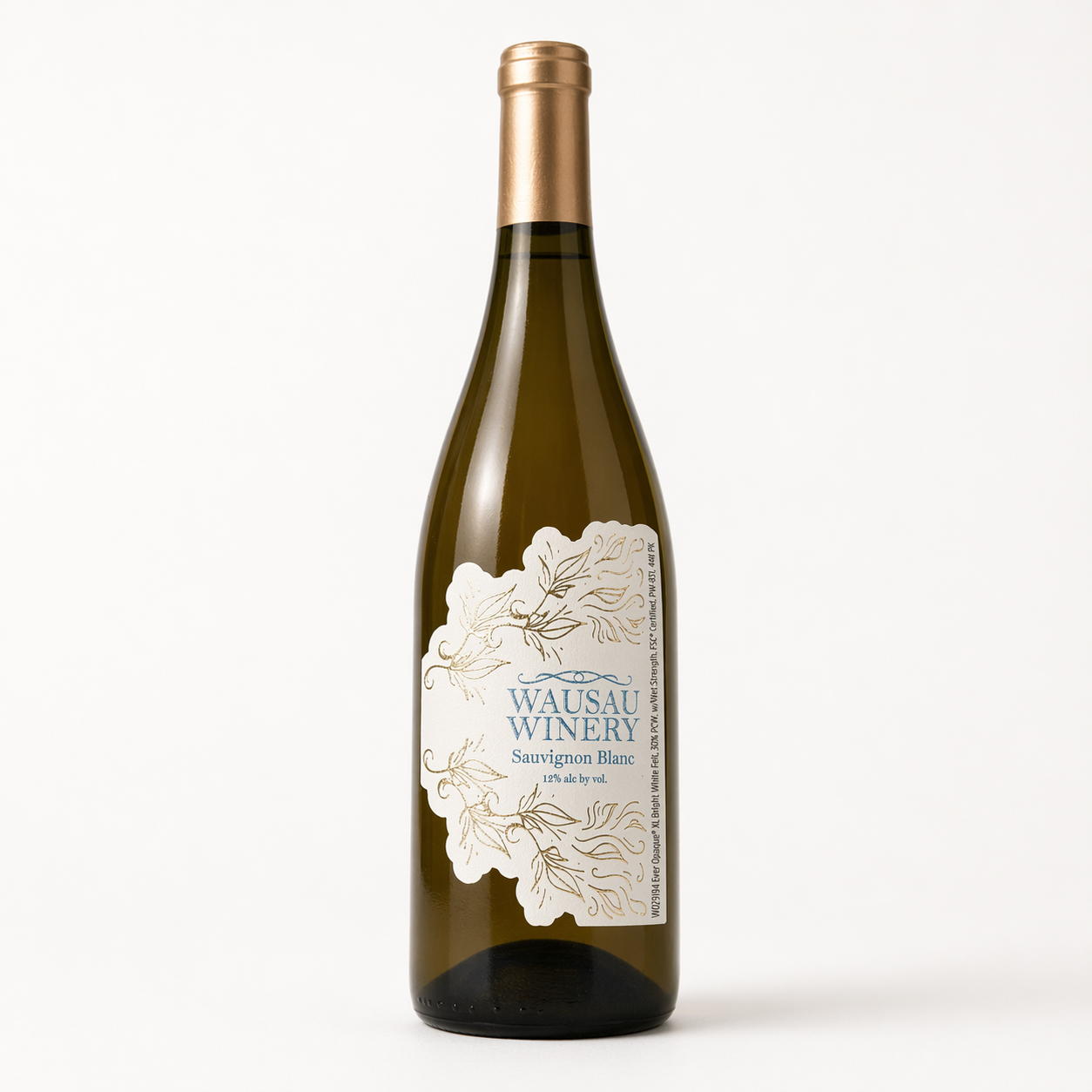 Eine Flasche Sauvignon Blanc von Wausau Winery mit einem eleganten Etikett und goldener Kappe.