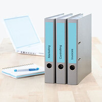 Anwendungbild schmale und kurze Ordneretiketten in der Farbe Blau