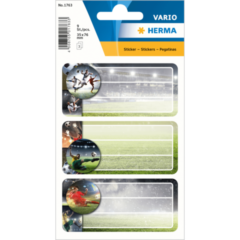 Aufkleber mit Fußballmotiven und leeren Beschriftungsfeldern, verpackt in einer transparenten Hülle.