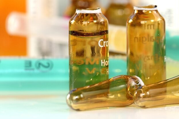 Vials und Glasbehälter in der Pharmaindustrie, Querformat