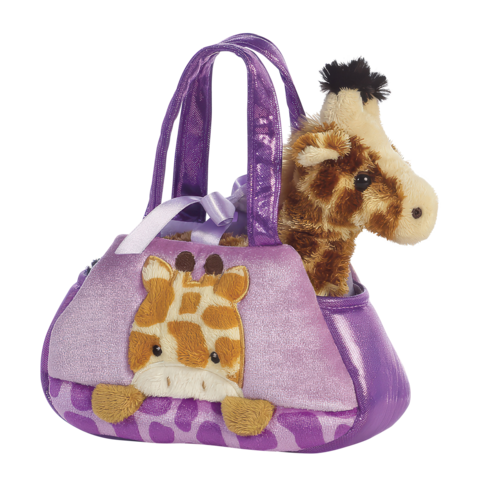 Lila Tasche mit einem Plüschgiraffenkopf, der herausragt. Die Tasche hat ein Giraffenmotiv und zwei Tragegriffe.