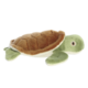 Plüschschildkröte mit braunem Panzer und grünen Flossen, liegend auf einer flachen Oberfläche.