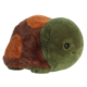 Plüschschildkröte mit grünem Kopf und braunem Panzer, der orangefarbene Flecken hat.