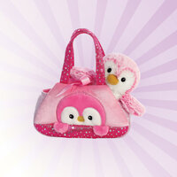 Lila Hintergrund mit hellen Strahlen und kuscheliger Fancy Pals Tasche mit Pinguin von Aurora
