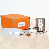 Anwendungsbild Universaletiketten auf verschiedenen Gegenständen