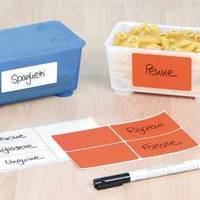 Anwendungsbild Vielzwecketiketten auf Kunststoffboxen