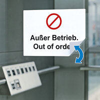 Kennzeichnungsetikett außer Betrieb auf Glastüre