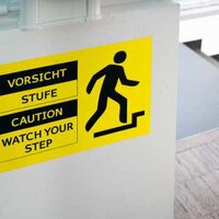 Gelbes wetterfestes Etikett