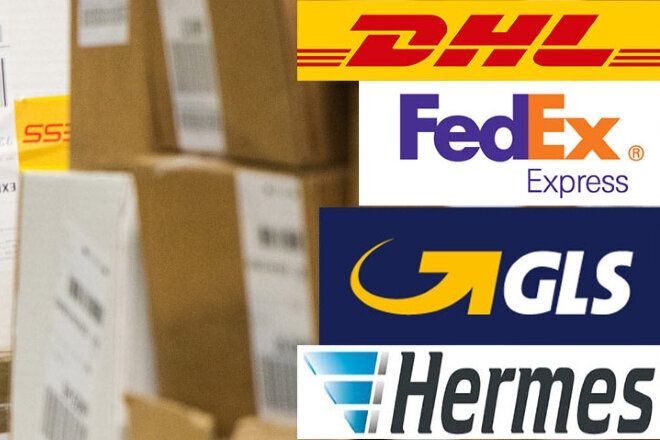 Logistiketiketten und Transportetiketten auf Karton, Mann mit Handscanner, mit Logos Online-Versender, Querformat