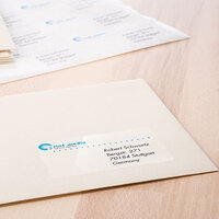 Adressetikett auf Briefumschlag