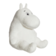 Plüschfigur eines weißen Mumin mit großen Augen und runden Ohren, sitzend auf einem neutralen Hintergrund.