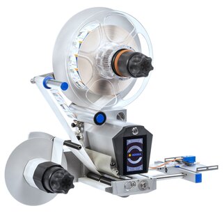 Etikettiermaschine mit einer großen Rolle, einem Steuerdisplay und einer präzisen Mechanik zur Anwendung von Etiketten auf Produkte.